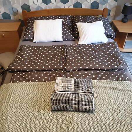 Dora Apartman Best Location & Free Parking Debrecen Eksteriør bilde