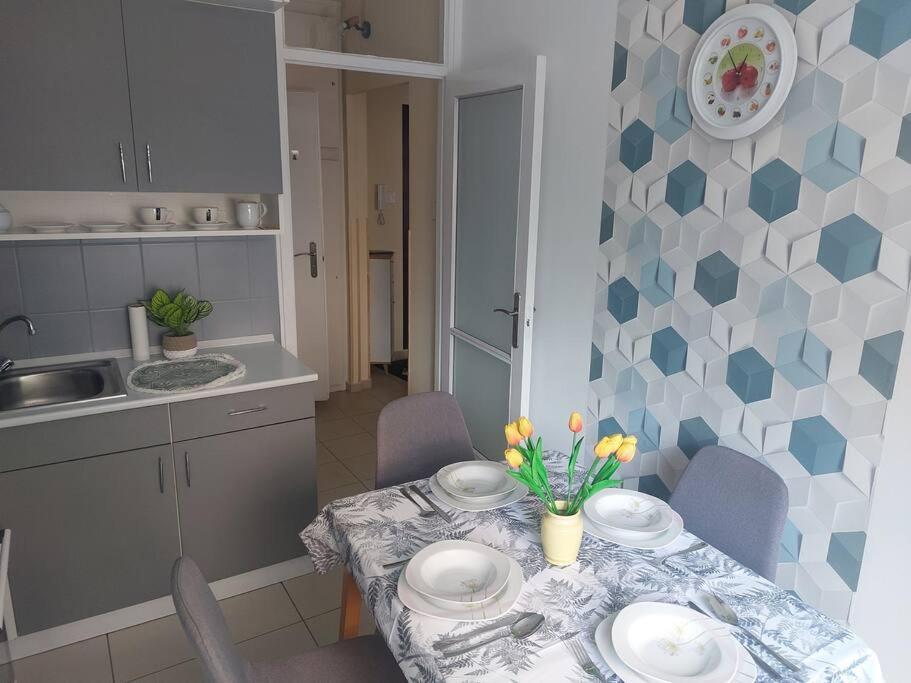 Dora Apartman Best Location & Free Parking Debrecen Eksteriør bilde